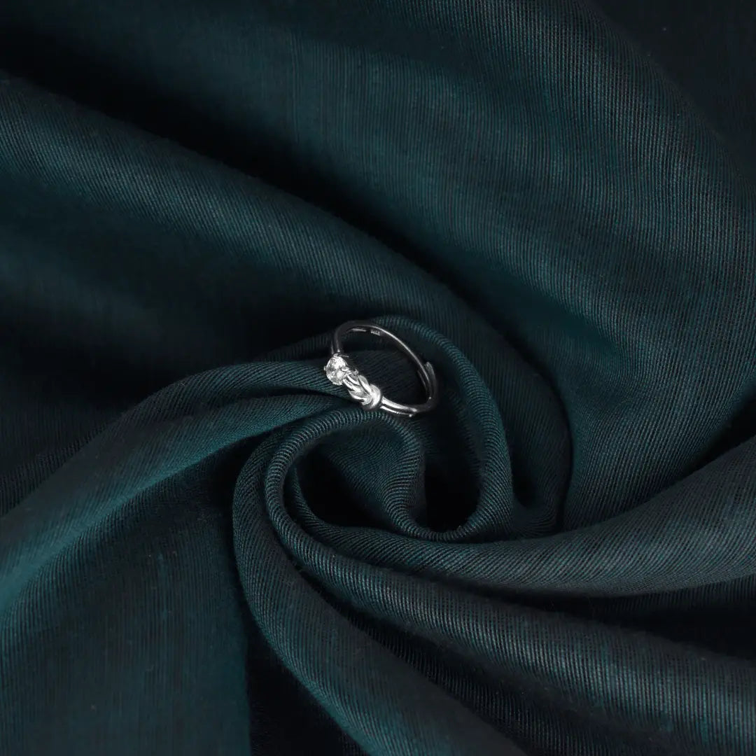 Love Twisty Bond Ring